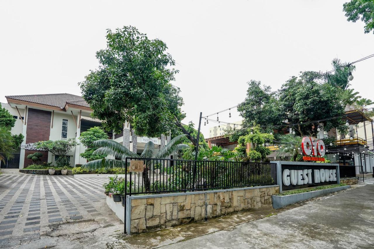 Oyo 282 Putri Utari Residence Malang Exterior photo